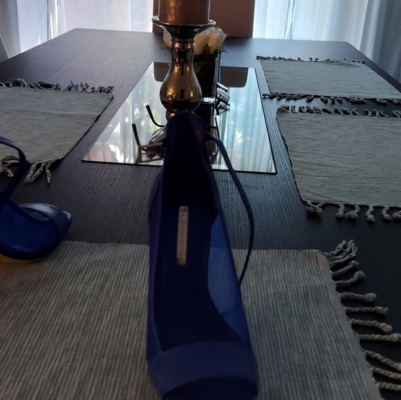 NEW BCBG Heels - Picture 3 of 10